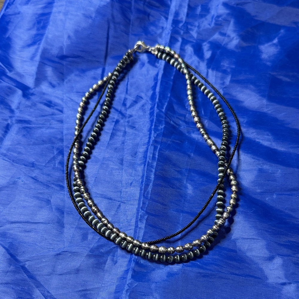 Elegant Black silver brown pearls and cat beaded necklace